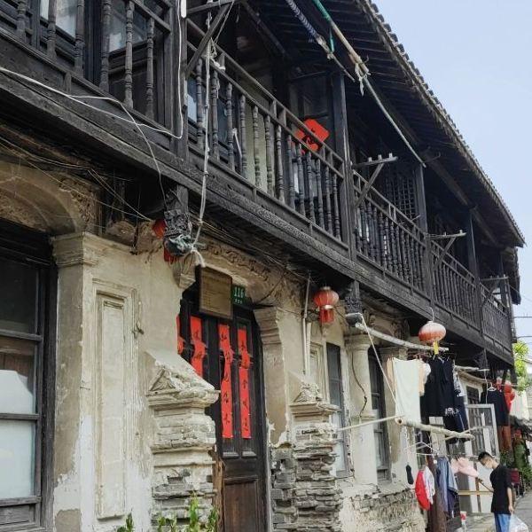 《无主之城》:越是悬疑和冒险,人性光辉,也就越是光亮和温暖